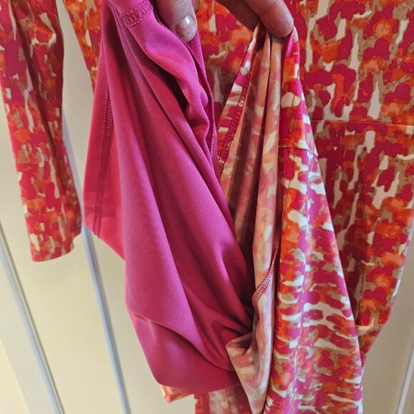 GINA BACCONI WRAP DRESS - PRISTINE! - Picture 5 of 7